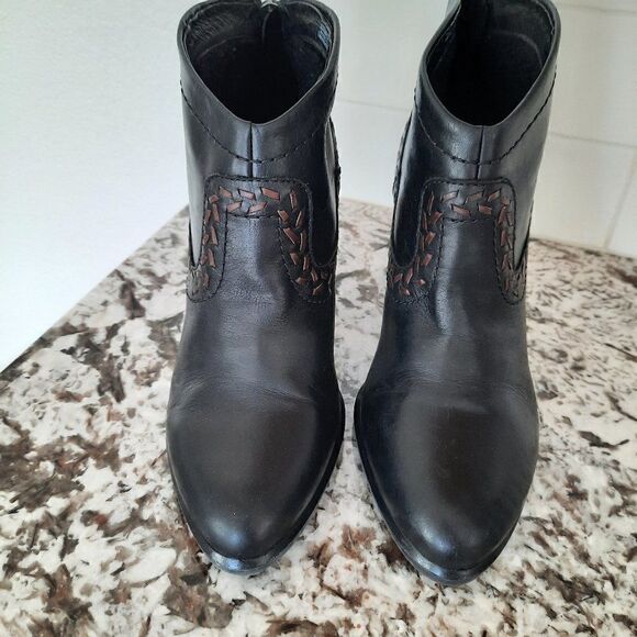 UGG Black and Brown Heeled Boots - Picture 1 of 8
